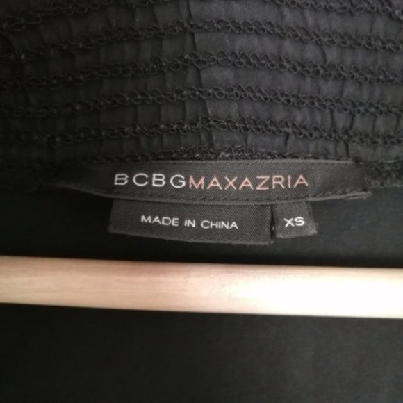 BCBGMaxAzria Black Flowy Neck Silk Blouse - Picture 4 of 13